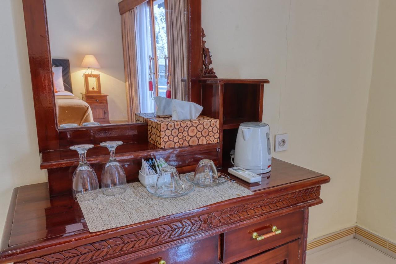 Nibugi Guest House Toyapakeh Екстериор снимка